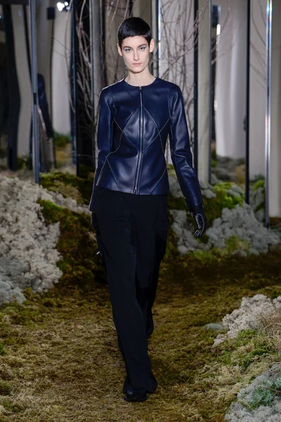 Look 47